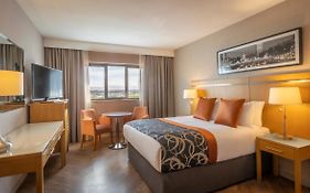 Clayton Hotel Liffey Valley 4*